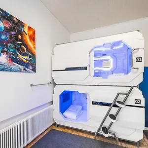  Hostel Space - Station # Hauptbahnhof