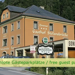 Stefansbruecke 3*, Mutters Austria