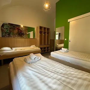 2* Bed & Breakfast Housingplus